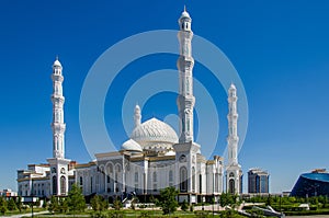 Hazret Sultan Mosque in Nur Sultan photo
