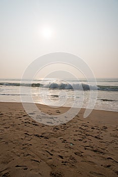 A hazy winter morning at the beach