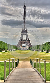 HDR Eiffel & Bridge