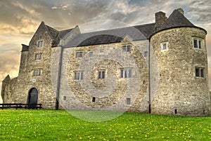 HDR of Parkes Castle photo