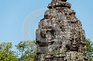 Head encarved in stone Bayon temple angkor