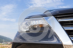 head light of the pick up truck