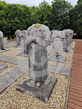 head-less rock stature of Tang Dynasty