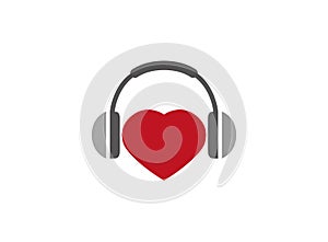 Headphones with heart KopfhÃ¶rer und Herz for logo