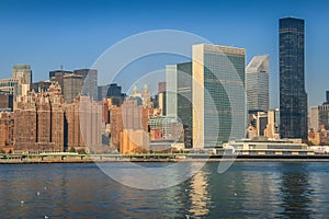 Headquarters of the United Nations and midtown Manhattan skyline, New York, USA