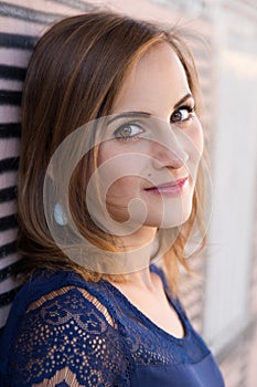 Headshot portrait of pretty young girl