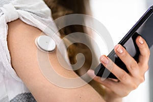 Healthcare app to monitor blood sugar levels