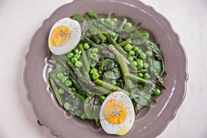 Healthy asparagus salad