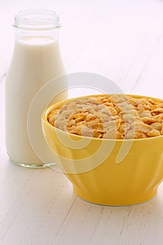 Healthy corn flakes breakfast