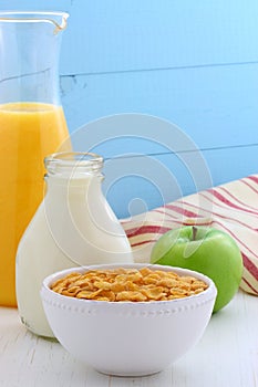 Healthy corn flakes breakfast