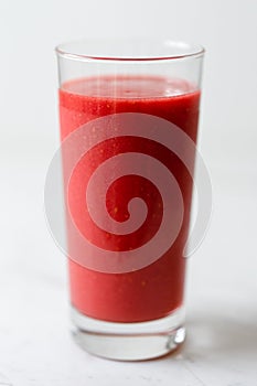 Healthy Detox Red Strawberry Smoothie