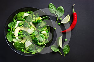 Gesund mahlzeit. frisch Grün Salat 