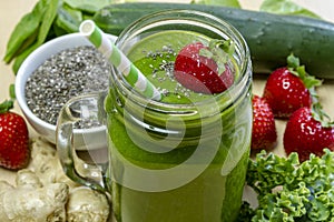 Healthy Green Juice Smoothie Drink