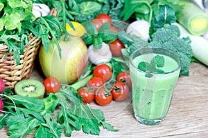 Healthy green smoothie