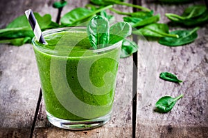 Healthy green spinach smoothie