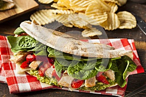 Healthy Grilled Chicken Pesto Flatbread