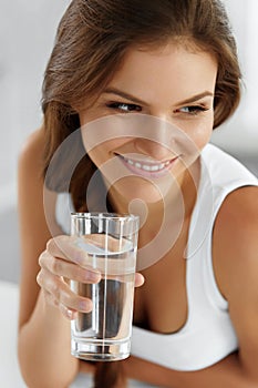 Healthy Lifestyle, Eating. Woman Drinking Water. Drinks. Health, Beauty, Diet.