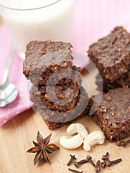 Healthy paleo brownies