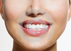 Healthy Smile. Teeth Whitenin