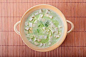 Healthy spring broccoli soup