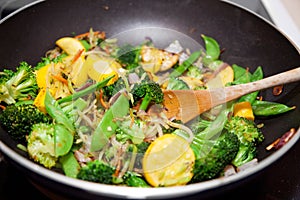 Healthy Vegetable Stir Fry photo