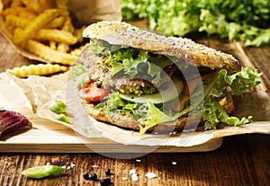 Healthy Vegetarian Spelt Burger