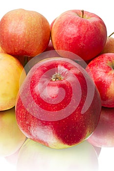 Heap apples