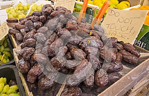 Heap of Dry Dates