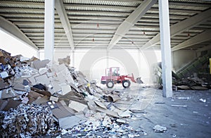 Halda z odpad na recyklácia rastlina 