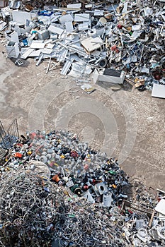 Heaps of Sorted Material in a Recycling Facility