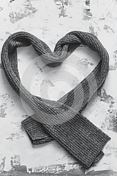 Heart grey knitted scarf