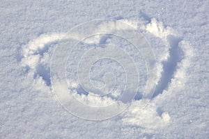 Srdce podepsaný v sníh 