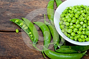 Hearthy fresh green peas