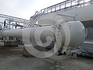 Heat exchanger in a refinery