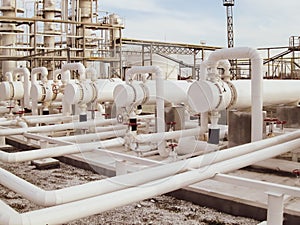 Heat exchangers in a refinery