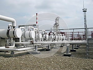 Heat exchangers in a refinery