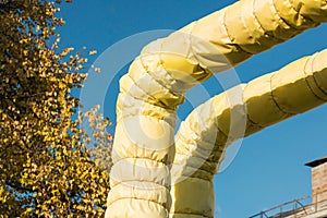 Heat insulation of hot water pipes in autumn