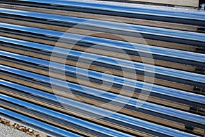 Heat pipe solar water heater