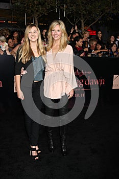 Heather Locklear, Ava Sambora