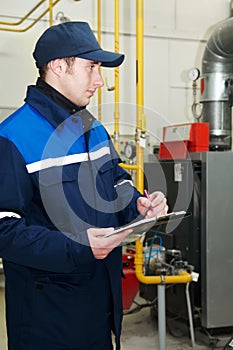 Heating engineer repairman