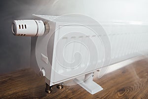 Heating radiator with warm steam