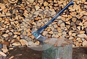 Heavy ax and split wood