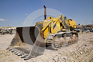 Heavy duty construction equipment