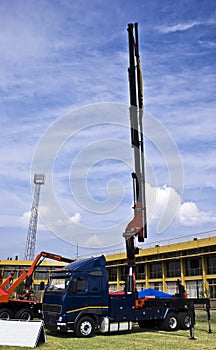 Heavy Duty Hydraulic Lifter Crane