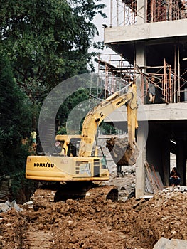 heavy equipment for building construction