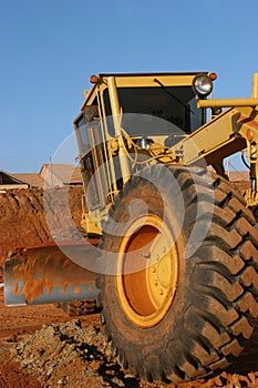 Heavy equipment : Grader