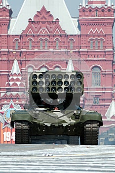 Heavy Flame Thrower System TOS-1