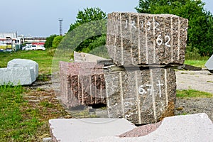 Heavy granite blocks for monuments