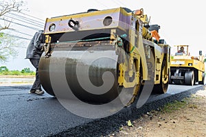 Heavy Vibration roller compactor