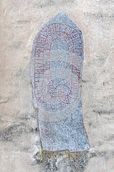 Heda church runestones